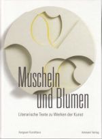 Muscheln und Blumen